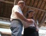 imagen Inspectora de trabajo follada por un empleado