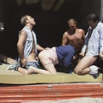 imagen Vieja follada por tres hombres